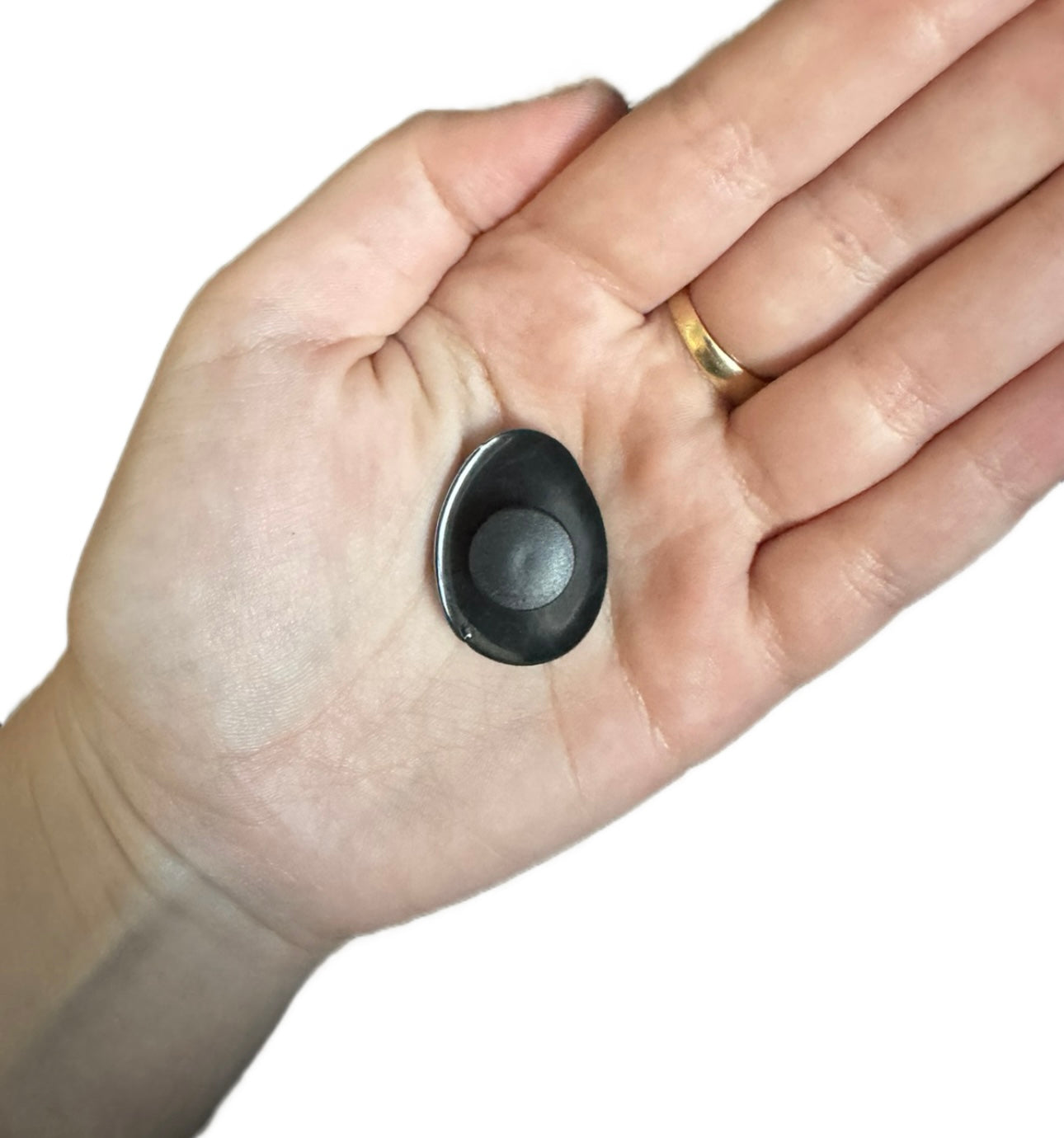 Crème egg shoe charm