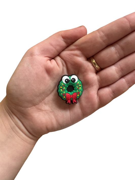 Christmas wreath shoe charm