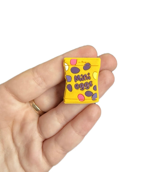 Mini eggs shoe charm