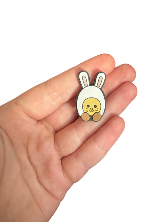 Jelly teddy bunny egg shoe charm