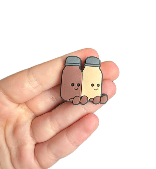 Jelly teddy salt and pepper shoe charm