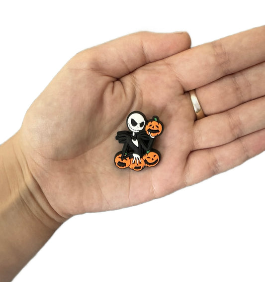 Jack o’lantern shoe charm