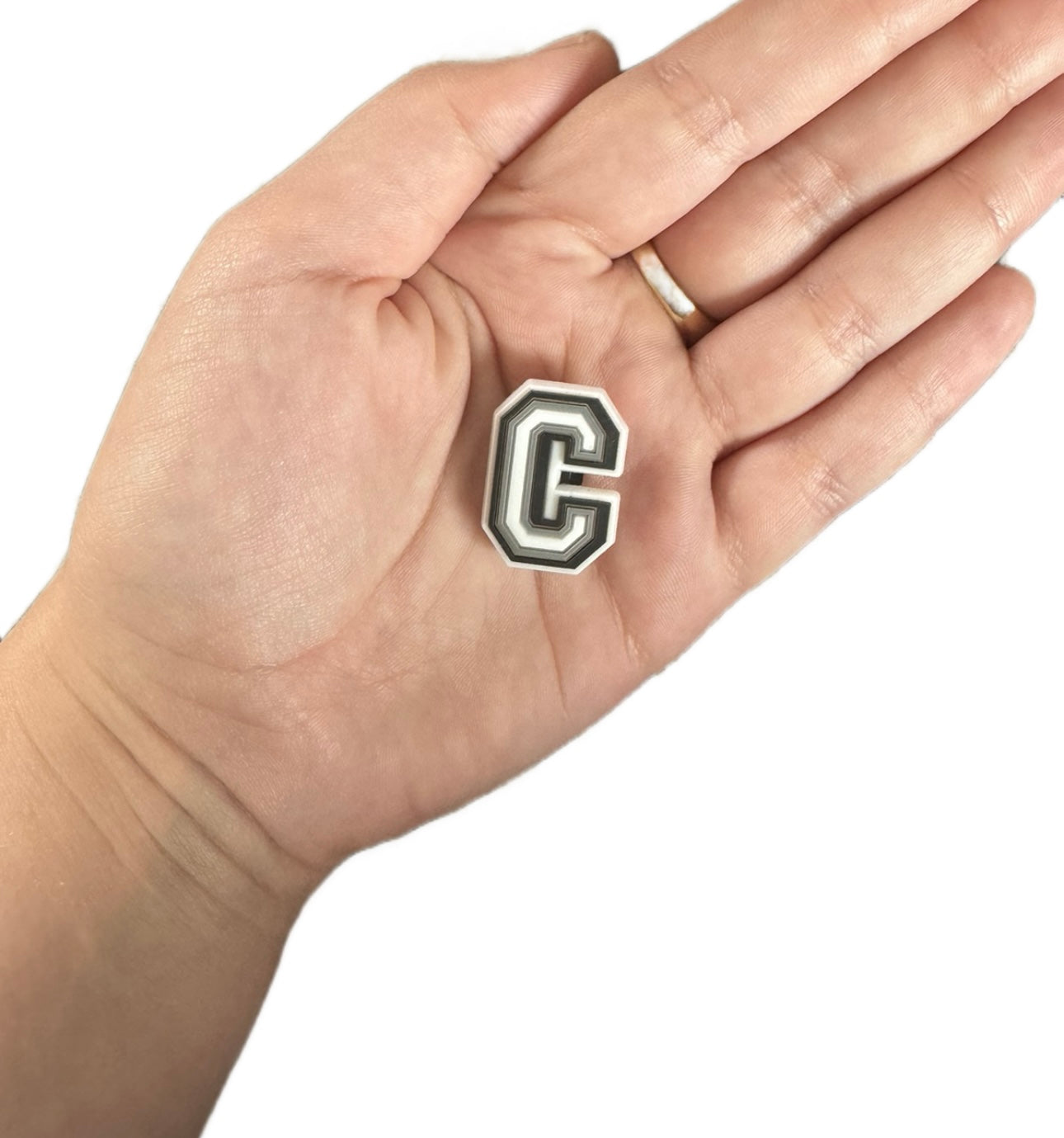 Letter G shoe charm